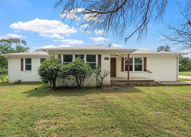 Property at 7031 Steinbeck Bend Dr, Waco, TX 76708, 3 beds, 2 baths