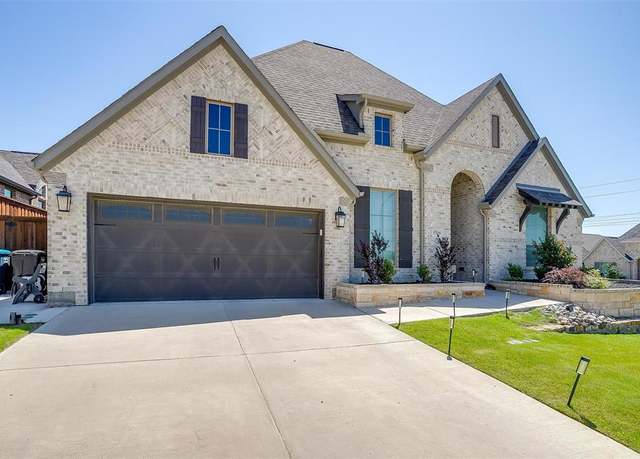 Property at 5729 Violet Crown Pl, Fort Worth, TX 76126, 4 beds, 3.5 baths
