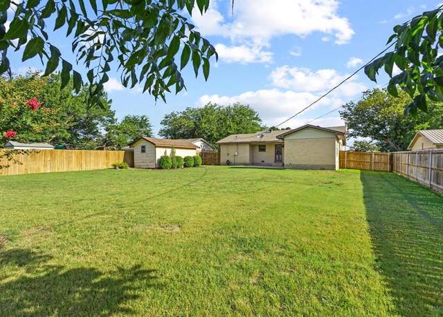 Property at 807 Texas St, Trenton, TX 75490, 3 beds, 1 bath