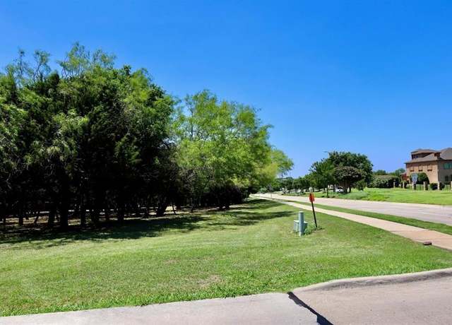Property at 2501 Eagle Creek Dr, Cedar Hill, TX 75104