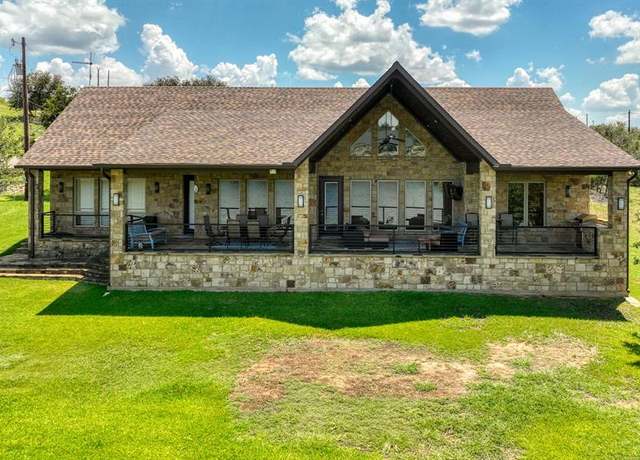 Property at 7033 W Hells Gate Dr, Strawn, TX 76475, 4 beds, 3 baths