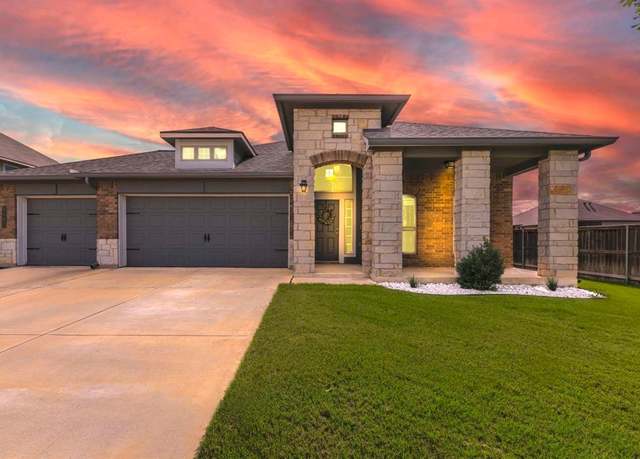 Property at 3101 Gilchrist Dr, Waco, TX 76655, 3 beds, 2 baths