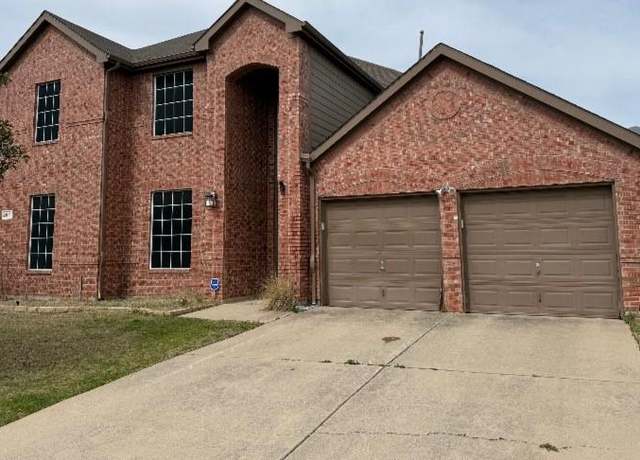 Property at 2011 Fair Oaks Cir, Corinth, TX 76210, 5 beds, 3.5 baths