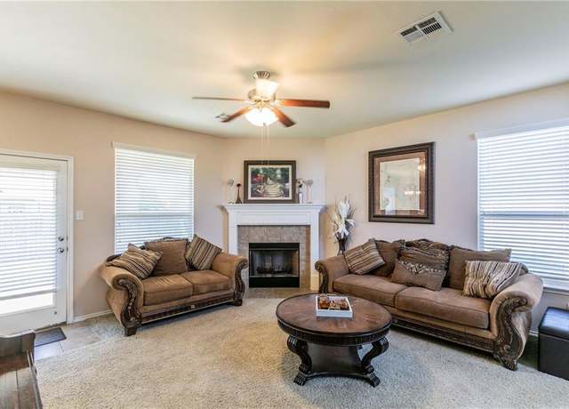 Property at 6729 Mundo Dr, Waco, TX 76712, 3 beds, 2.5 baths