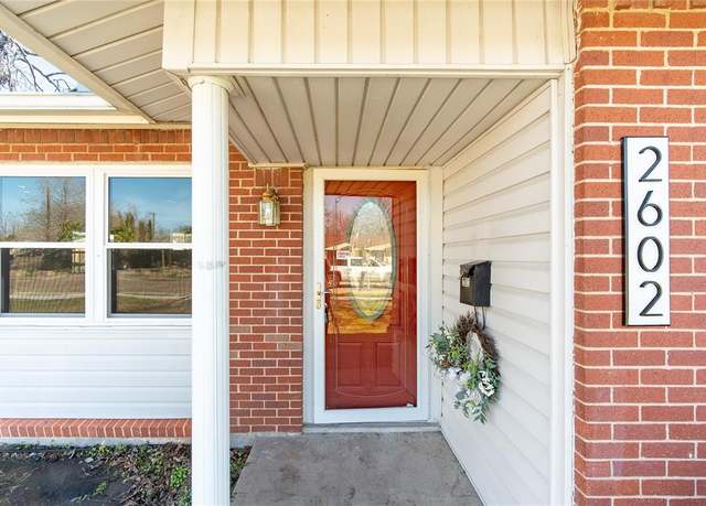 Property at 2602 Linhaven Dr, Mesquite, TX 75150, 3 beds, 2 baths