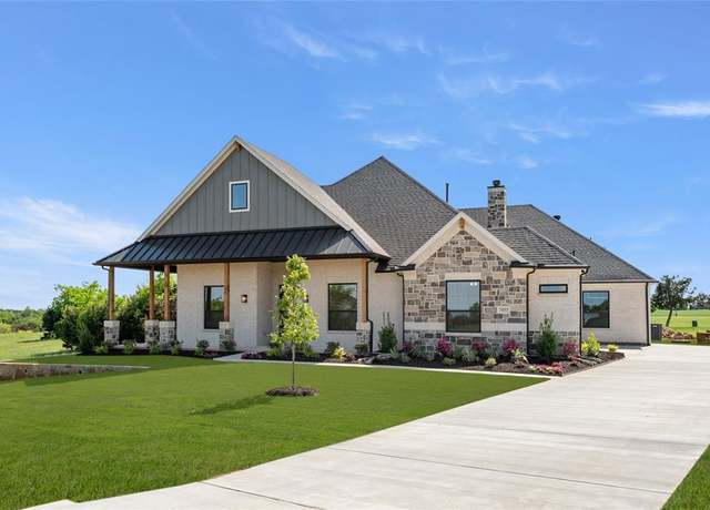 Property at 7433 S Aberdeen Dr, Cleburne, TX 76033, 3 beds, 3.5 baths