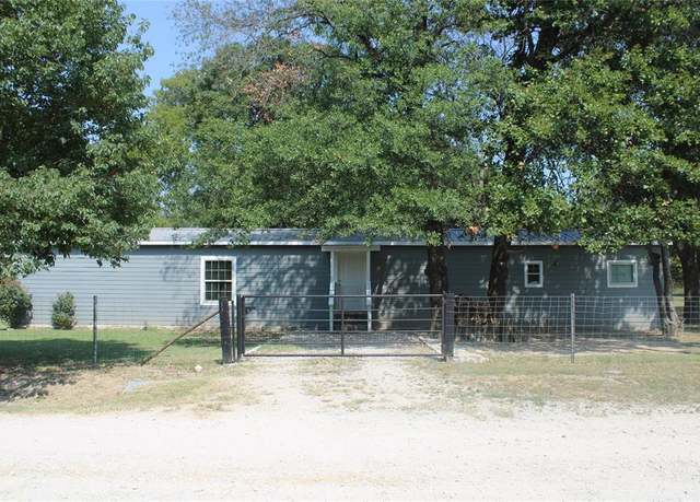 Property at 816 Hemlock, West Tawakoni, TX 75474, 3 beds, 2 baths