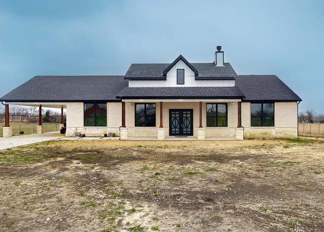 Property at 204 County Road 1001, Greenville, TX 75401, 3 beds, 2 baths