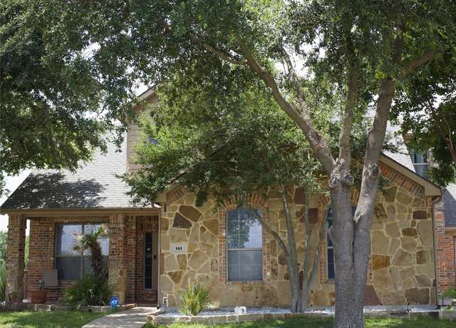 Property at 141 Parkside Rd, Forney, TX 75126, 4 beds, 3 baths