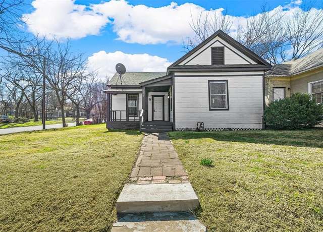 Property at 100 W Munson St, Denison, TX 75021, 3 beds, 2 baths