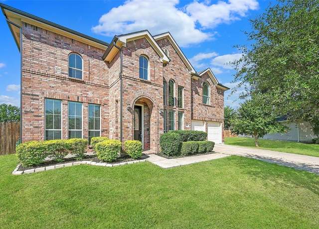 Property at 3107 Leesa Ct, Wylie, TX 75098, 4 beds, 2.5 baths
