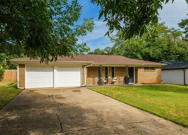 Property at 212 Belmont St, Hurst, TX 76053, 3 beds, 2 baths