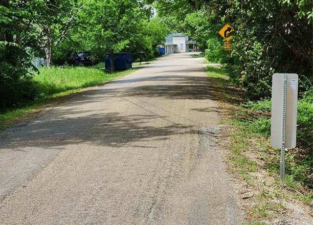 Property at 6108 County Road 809, Cleburne, TX 76031, 2 beds, 2 baths