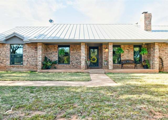 Property at 518 Country Pl S, Abilene, TX 79606, 4 beds, 3 baths