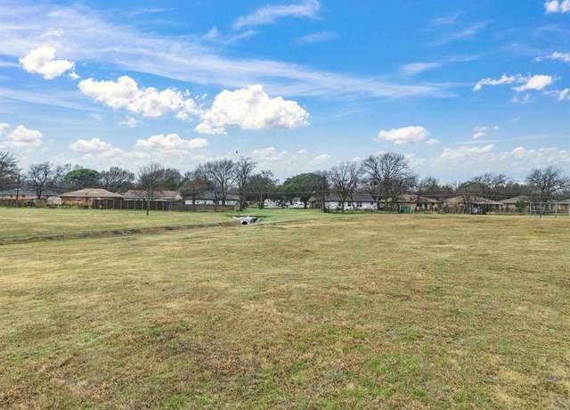 Property at 3342 Rockne Ln, Mesquite, TX 75150