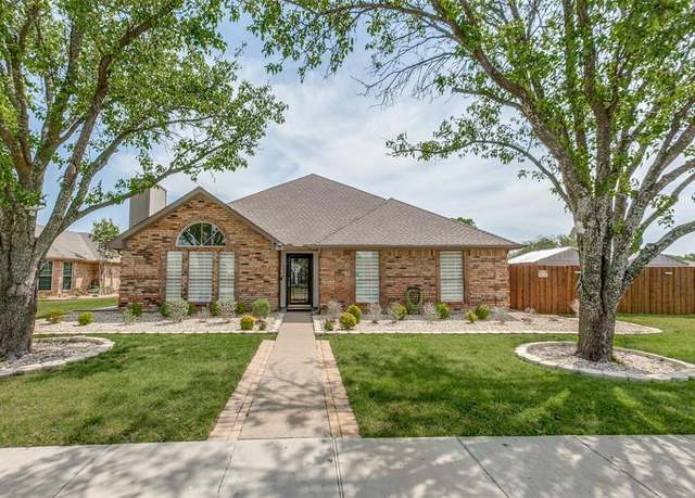 Property at 402 Adams Ave, Wylie, TX 75098, 3 beds, 2 baths