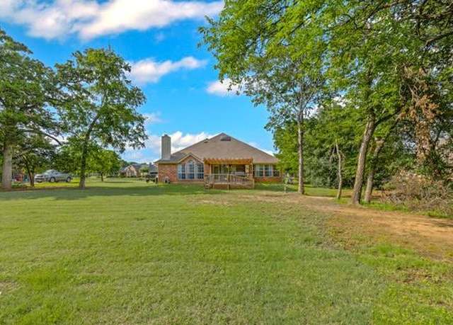 Property at 3008 Running Brook Dr, Joshua, TX 76058, 4 beds, 2 baths