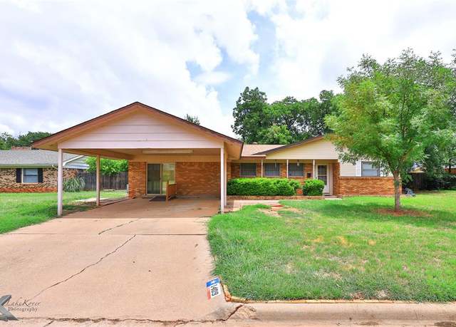 Property at 1409 Westwood Dr, Abilene, TX 79603, 4 beds, 2 baths