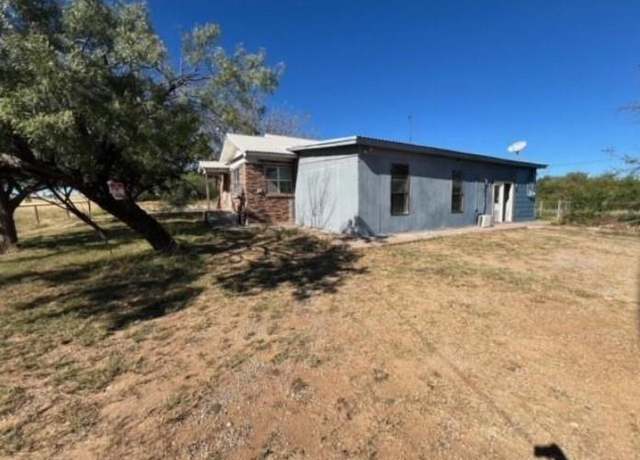 Property at 340 Travis St, Putnam, TX 76469, 3 beds, 3 baths