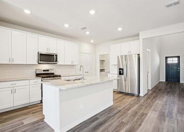 Property at 504 Ezra Ln, Mckinney, TX 75069, 4 beds, 2.5 baths