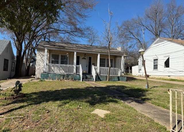 Property at 1527 Outer Dr, Tyler, TX 75701, 2 beds, 1.5 baths