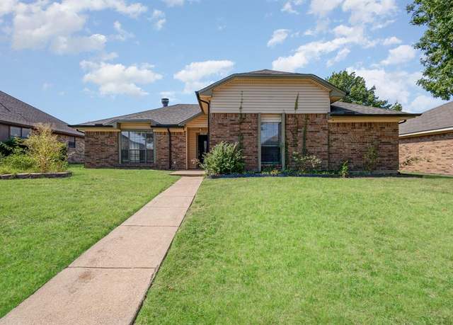 Property at 1304 Petunia Dr, Allen, TX 75002, 3 beds, 2 baths