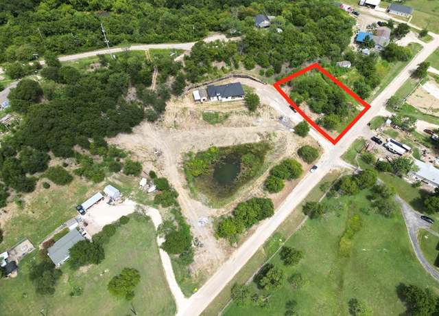 Property at 441 Mesa Rd, Waxahachie, TX 75167