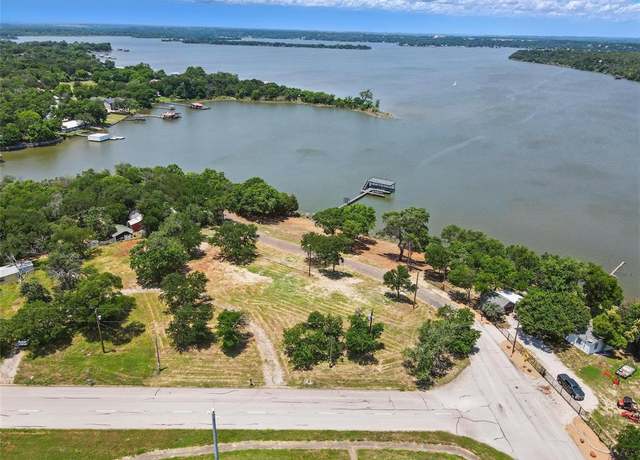 Property at 8509 Heron Dr, Fort Worth, TX 76108