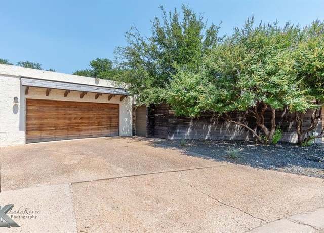 Property at 33 Tamarisk Cir, Abilene, TX 79606, 3 beds, 2 baths