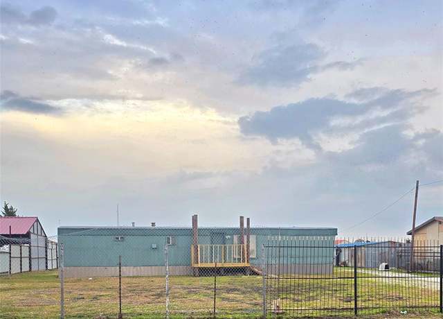Property at 32 Smith Acres Dr, Royse City, TX 75189, 2 beds, 2 baths