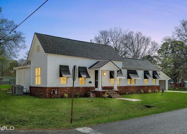 Property at 117 N Cleveland St, Shreveport, LA 71107, 4 beds, 4 baths