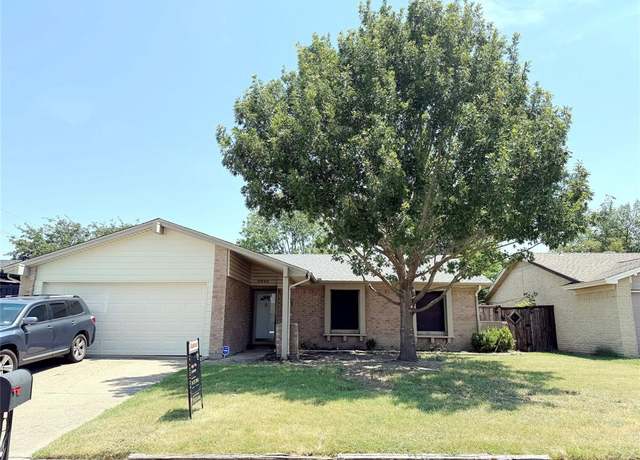 Property at 2922 Golden Meadow Dr, Garland, TX 75044, 3 beds, 2 baths