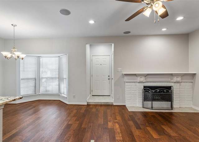 Property at 4050 Frankford Rd #1004, Dallas, TX 75287, 2 beds, 2.5 baths