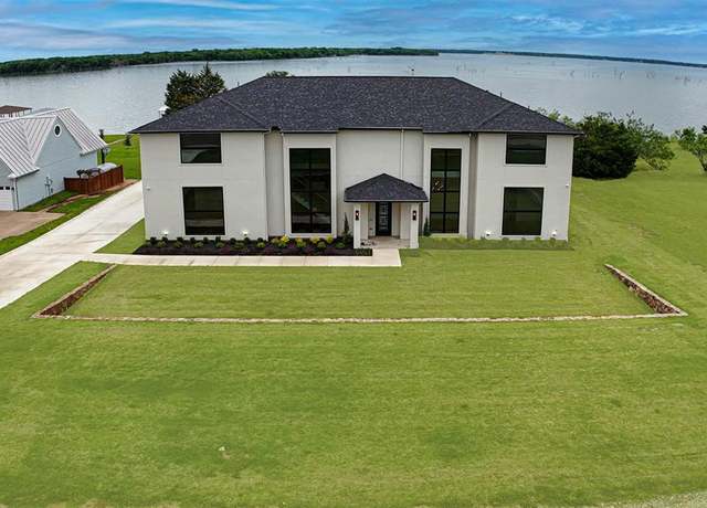 Property at 733 El Barco, Corsicana, TX 75109, 7 beds, 6.5 baths