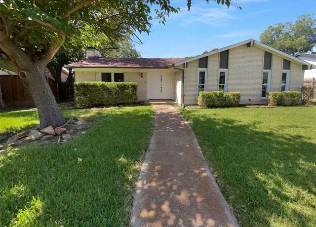 Property at 2712 Raintree Dr, Plano, TX 75074, 3 beds, 2 baths