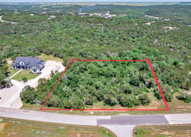 Property at 8213 Retreat Blvd, Cleburne, TX 76033