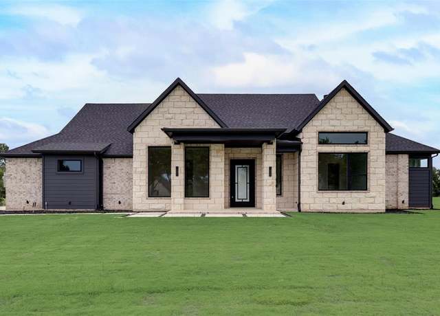 Property at 1376 Shadow Lakes Dr, Wills Point, TX 75169, 4 beds, 4 baths