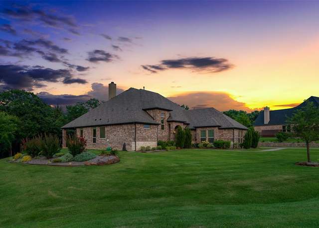 Property at 1090 Stone Trail Ln, Cross Roads, TX 76227, 5 beds, 3 baths