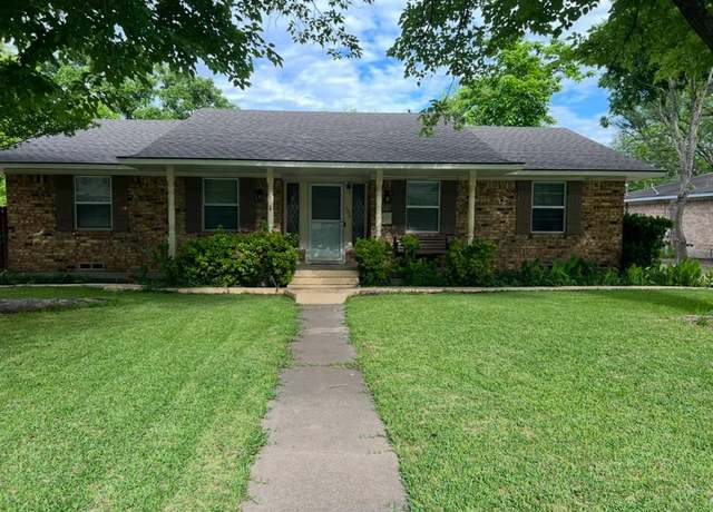 Property at 524 Terrace Dr, Desoto, TX 75115, 3 beds, 2 baths