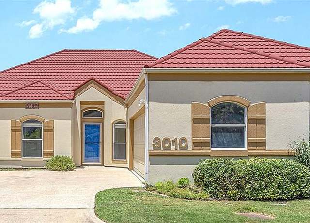 Property at 3010 Harbor Dr, Rockwall, TX 75087, 3 beds, 2 baths