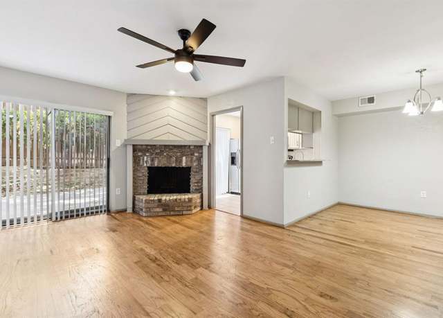 Property at 5626 Preston Oaks Unit 45C, Dallas, TX 75254, 1 bed, 1.5 baths
