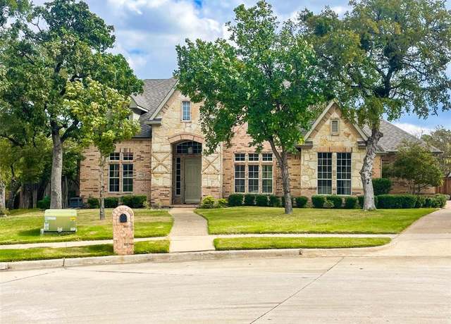 Property at 2002 Munro Park Ave, Corinth, TX 76208, 4 beds, 3 baths