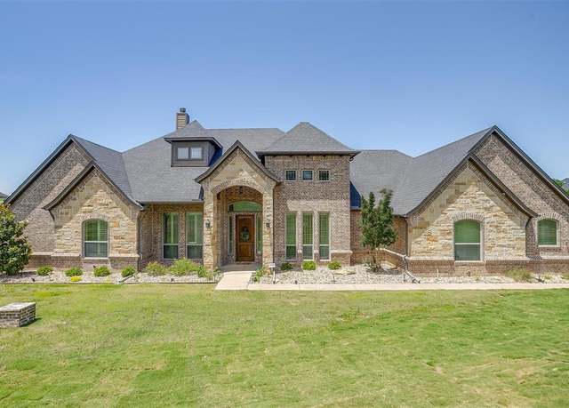 Property at 12373 Bella Colina Dr, Fort Worth, TX 76126, 4 beds, 3 baths