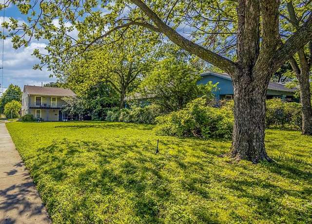 Property at 3201 Lipscomb St, Fort Worth, TX 76110, 2 beds, 1.5 baths