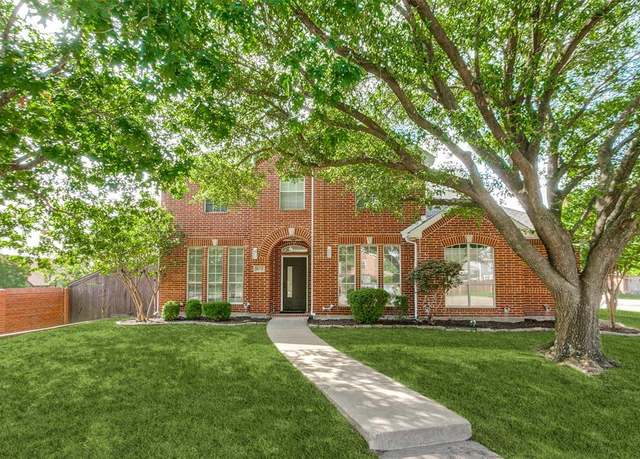 Property at 3214 Blair Oak Dr, Rowlett, TX 75089, 4 beds, 2.5 baths