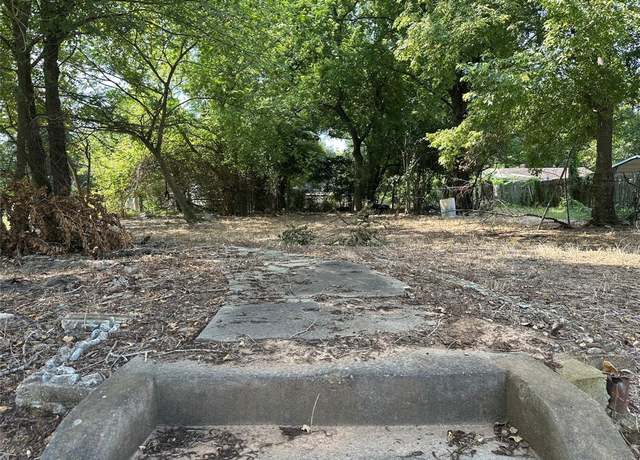 Property at 3011 Penick St, Shreveport, LA 71109