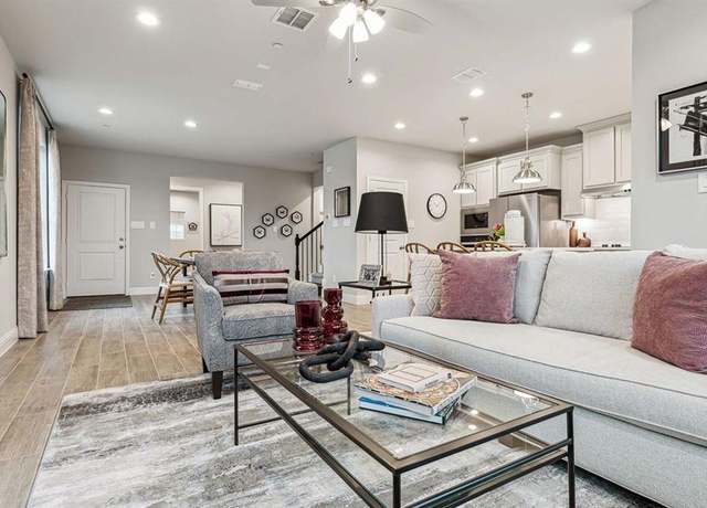 Property at 660 Sandiford Ct, Mansfield, TX 76063, 3 beds, 2.5 baths