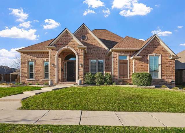 Property at 2424 Lady Of The Lake Blvd, Lewisville, TX 75056, 4 beds, 3 baths