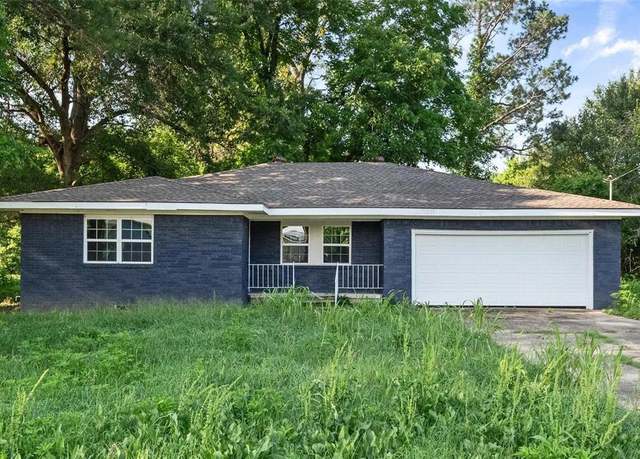 Property at 410 Lone Star Rd, Trinidad, TX 75163, 3 beds, 2 baths