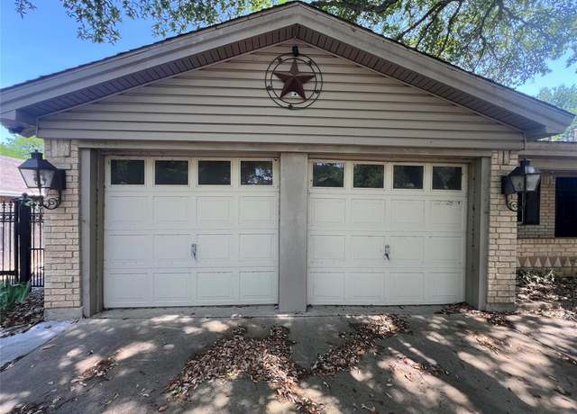 Property at 332 Belmont St, Hurst, TX 76053, 3 beds, 3 baths